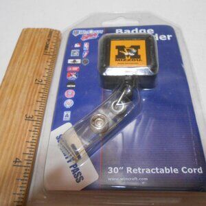 NEW WINCRAFT SPORTS BADGE HOLDER MISSOURI TIGERS MIZZOU 30" RETRACTABLE CORD